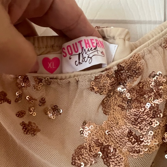 Sequins blouse. Formal or informal. Bell sleeves - Picture 3 of 5